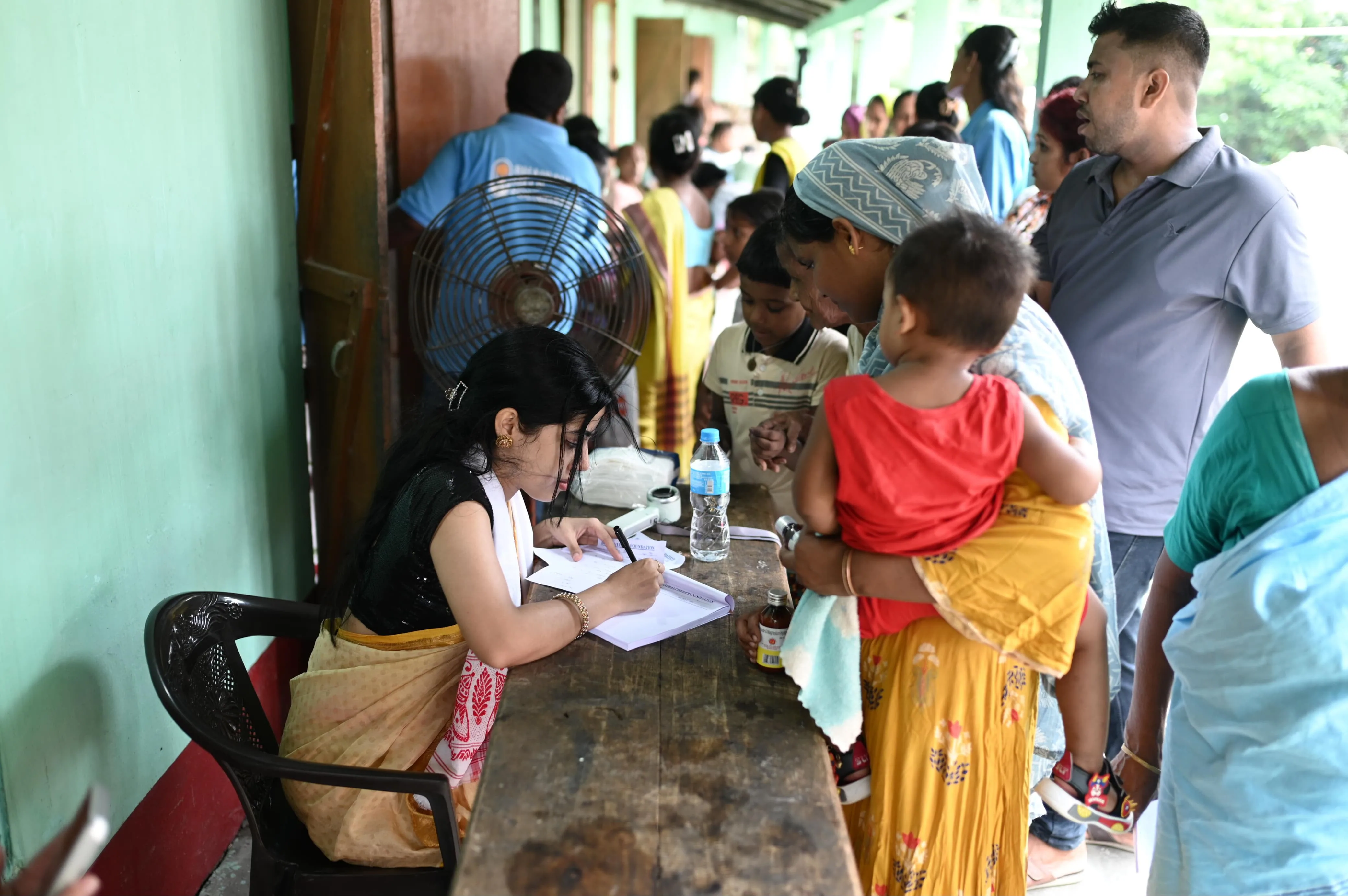 Medical officer explaining dosage to patient